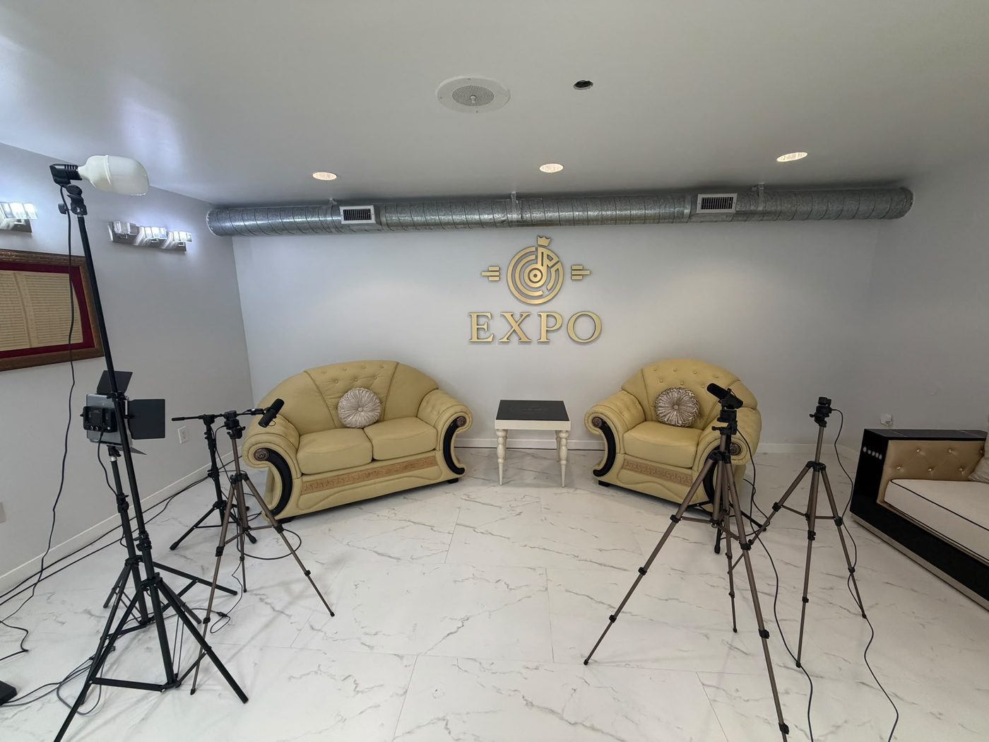 Estudio profesional de podcast y producción